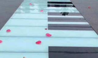 钢琴键楼梯优缺点 网红钢琴楼梯被占