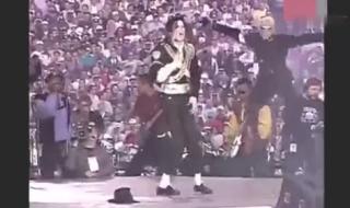 迈克杰克逊太空舞步